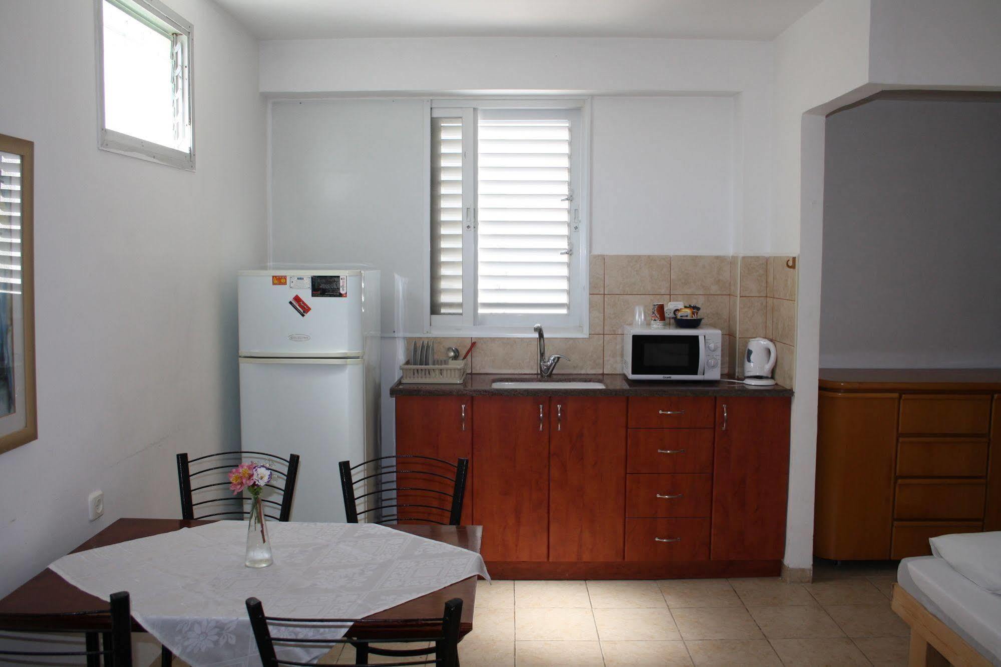 Ga'Aton Motel Nahariya Εξωτερικό φωτογραφία