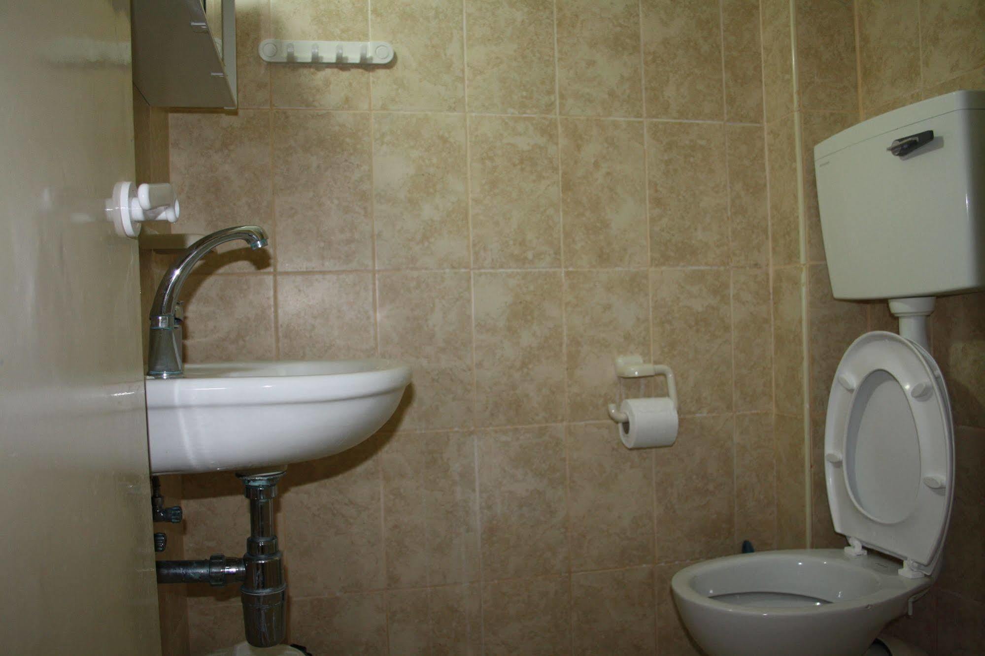 Ga'Aton Motel Nahariya Εξωτερικό φωτογραφία