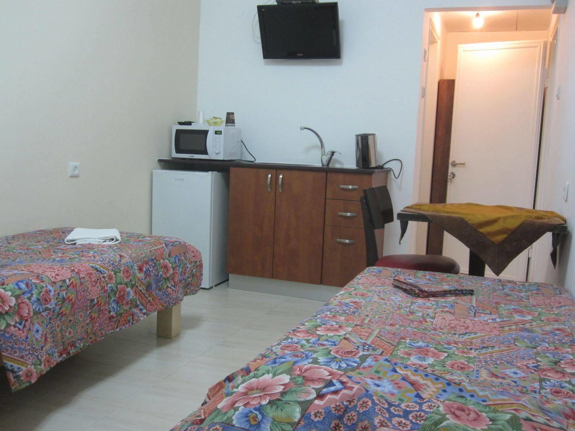 Ga'Aton Motel Nahariya Εξωτερικό φωτογραφία